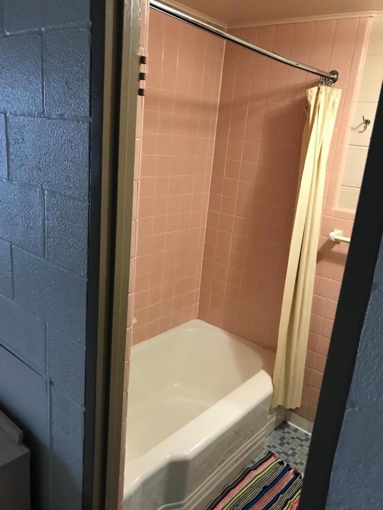 Dubois Manor Motel מראה חיצוני תמונה