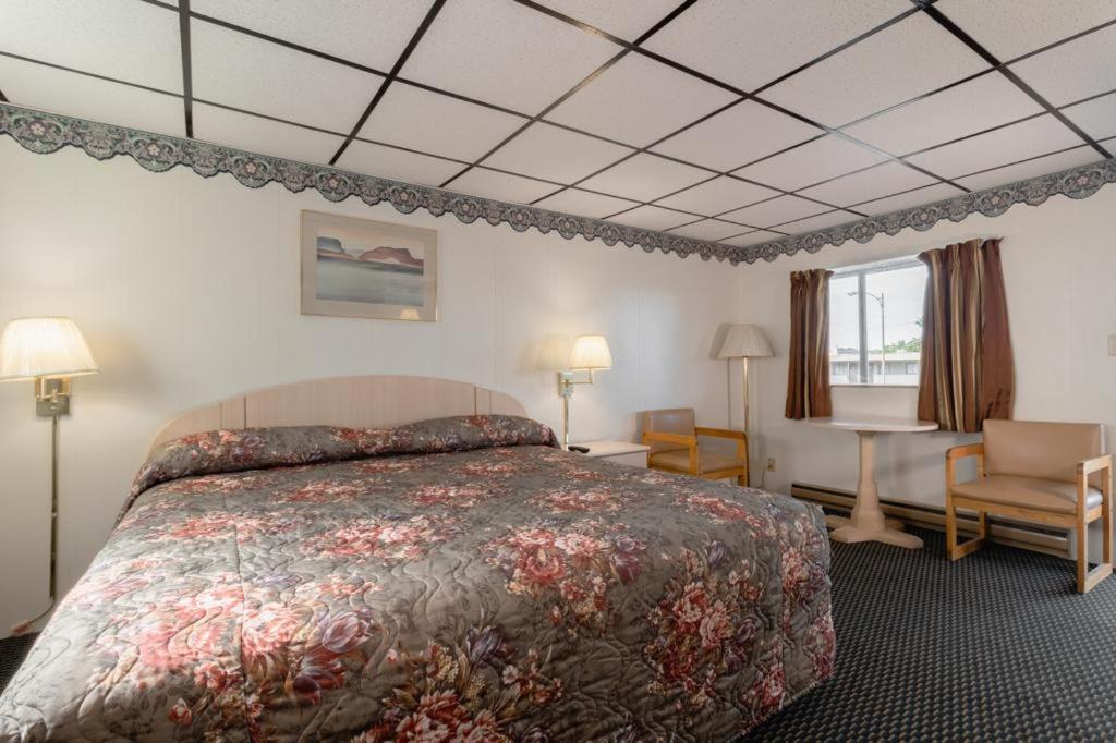 Dubois Manor Motel מראה חיצוני תמונה